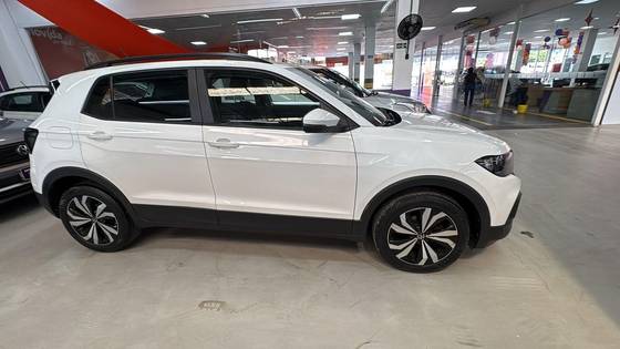 VOLKSWAGEN T-CROSS 1.0 200 TSI TOTAL FLEX AUTOMÁTICO